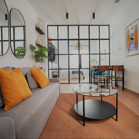 Pelicano Seville Apartments Exterior photo